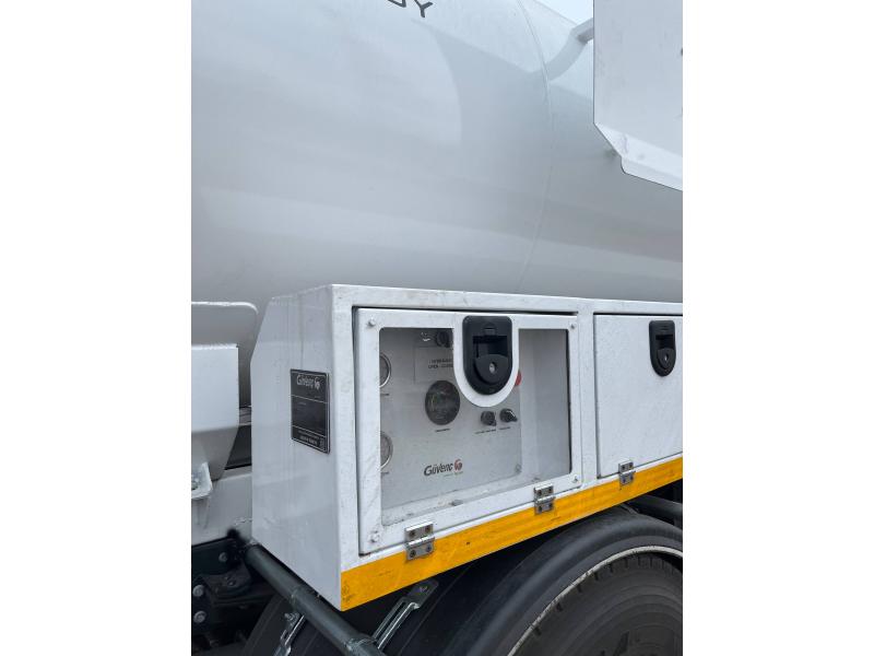 Ассенизационная машина на шасси IVECO 180E32K, цистерна: 10 000 литров. ПОД ЗАКАЗ