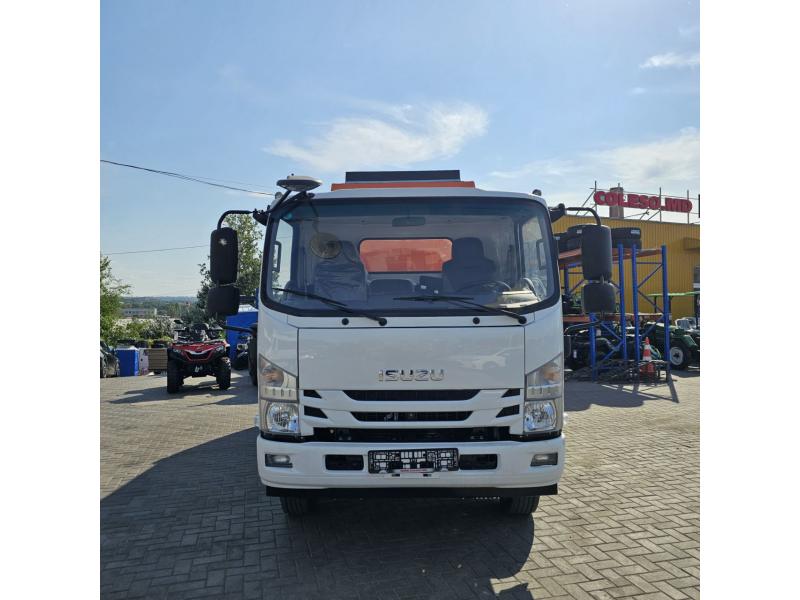 Mașină de măturat și curățat stradal ISUZU cu suprastructură CityRay 5 m³ (LA COMANDA)