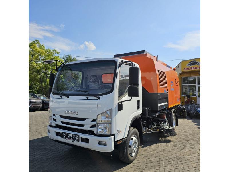 Mașină de măturat și curățat stradal ISUZU cu suprastructură CityRay 5 m³ (LA COMANDA)