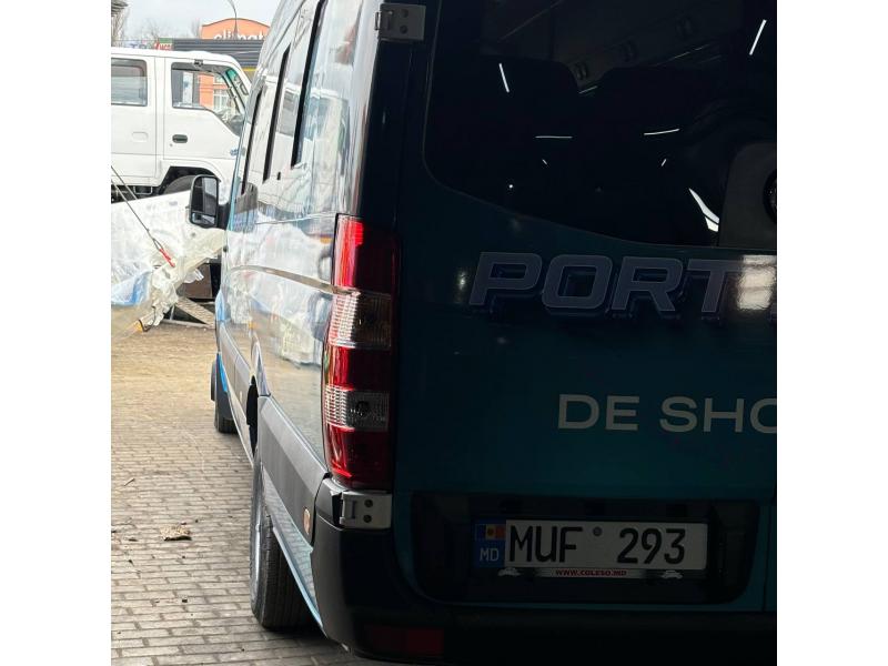 Пассажирский коммерческий микроавтобус Vanche 6750 на 22+1 место.