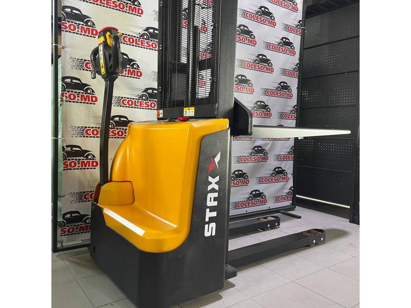 Stivuitor electric cu control la distanță 1,5t Staxx WS15H-3000