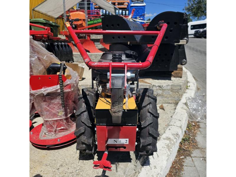 Cositoare autopropulsată cu funcție de mărunțire KSM-0,6