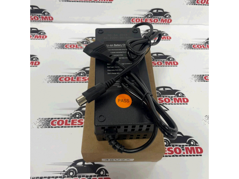 Încărcător 48V 2A pentru Minako Super