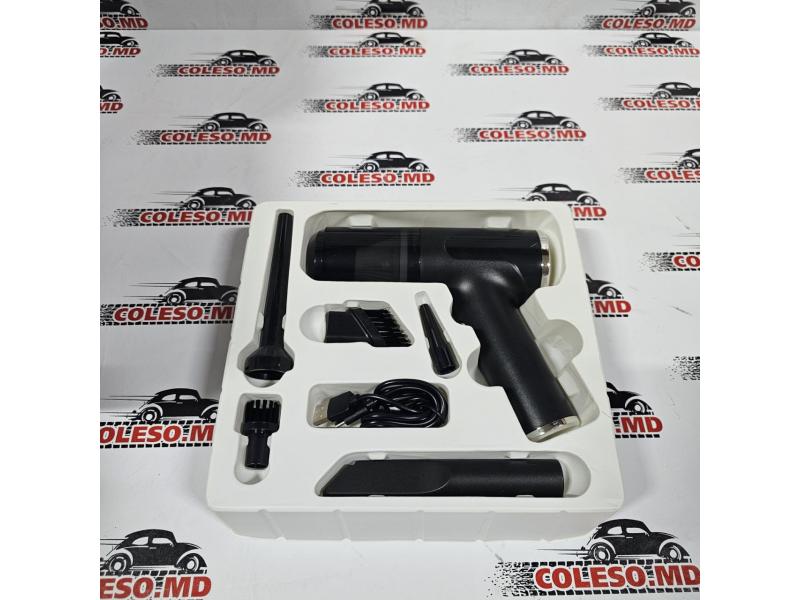 Автомобильный пылесос 0370