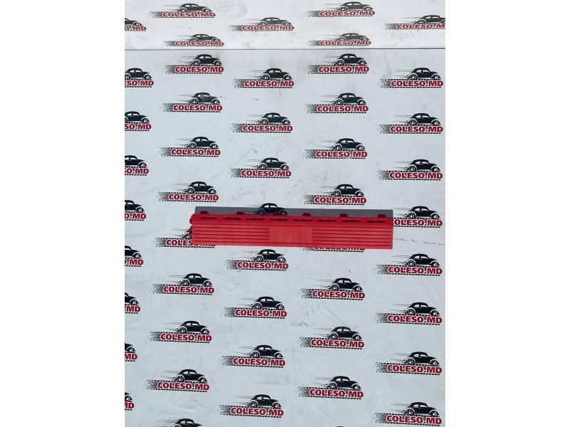 Модульная пластиковая плитка 40х6 (рамка) красная