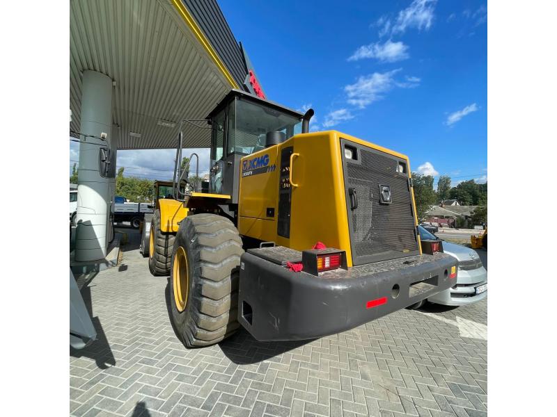 Фронтальный погрузчик XCMG LW500FN