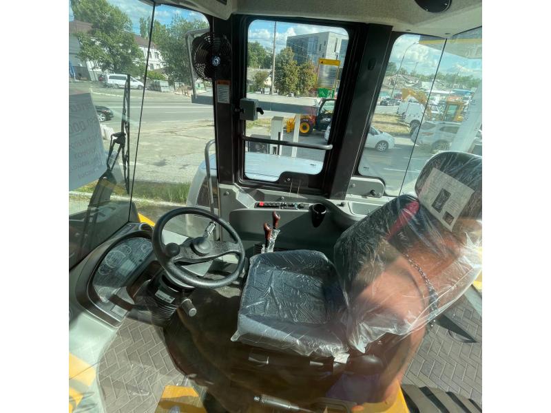 Фронтальный погрузчик XCMG LW500FN