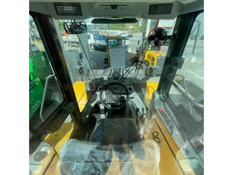 Фронтальный погрузчик XCMG LW500FN