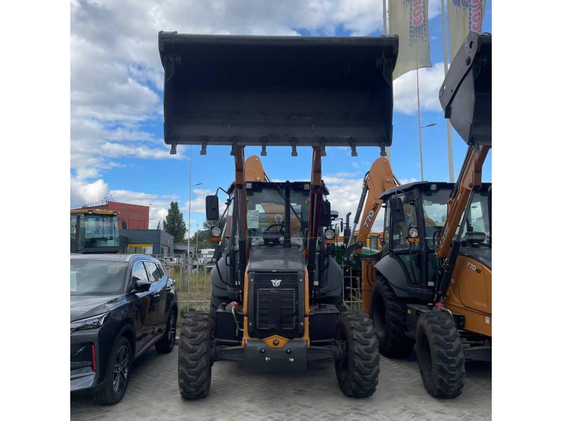 Экскаватор-погрузчик Case 770NX Magnum