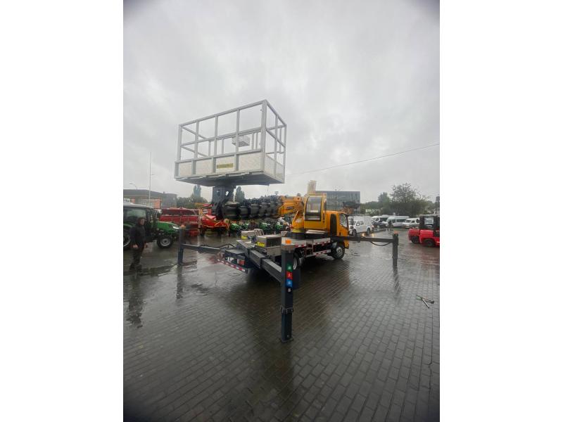 Platformă aeriană ISUZU 30,5 m (LA COMANDĂ)