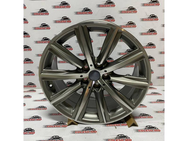 Jantă 18 5x112 8.0J d-66,56 ET+30 FC874-FF, culoare metal gri