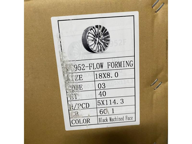 Jantă 18, 5x114.3, 8.0J, centru 60.1 mm, ET +40, FC952-FF, finisaj diamant (diamond cut)