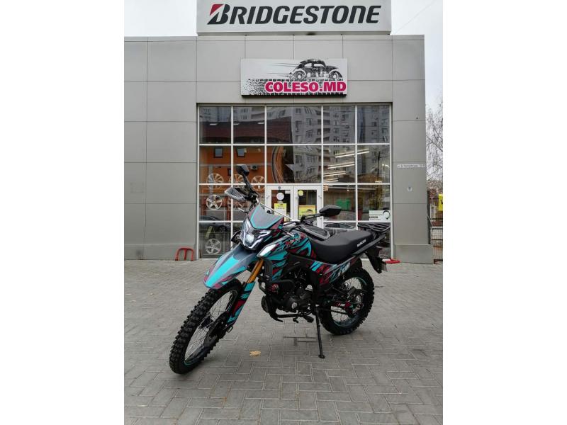 Motocicletă Shineray XY300GY-6C (Enduro) (benzină, 300 cm³) (2025)