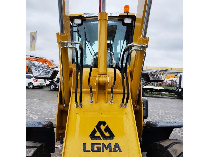 Încărcător frontal Molot 300 T938 2025 + furci