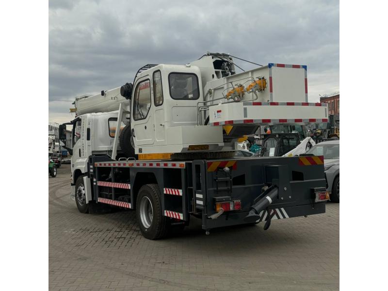 Macara-manipulator Isuzu 16 tone 36,6 m (LA COMANDĂ)