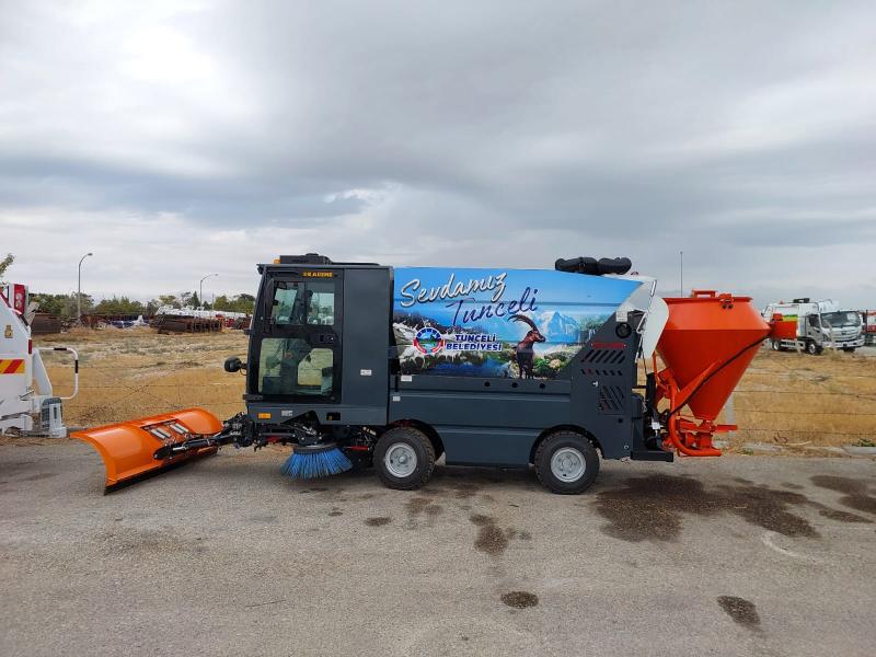 Подметально-уборочная машина KDM AGA-2100 (пылесос) ПОД ЗАКАЗ