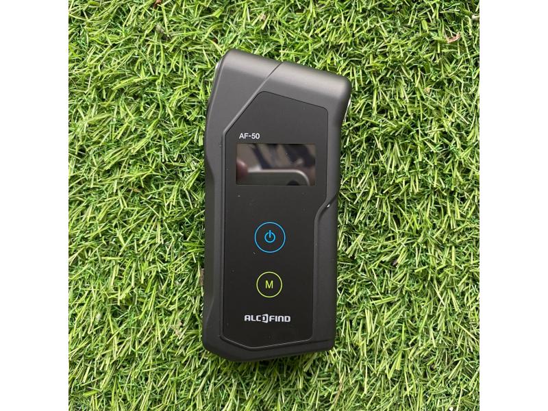 Алкотестер ALCOFIND AF-50 0.00 ~ 5.00 ‰ (чехол, мундштуки 6 шт, память 100 тестов)