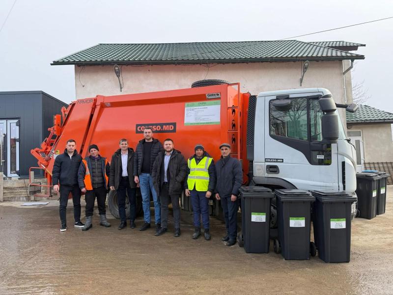 Container pentru gunoi cu roti EU 120 l (black)