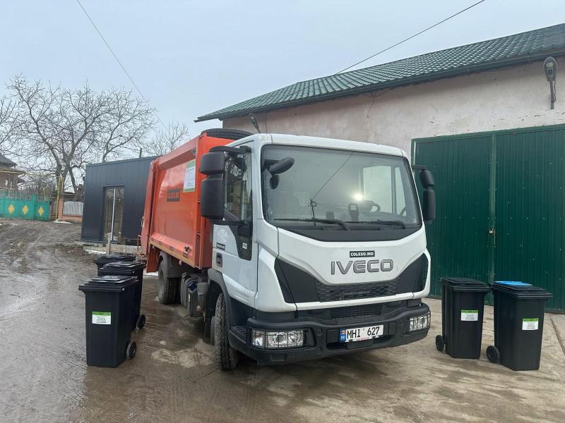 Container pentru gunoi cu roti EU 120 l (black)