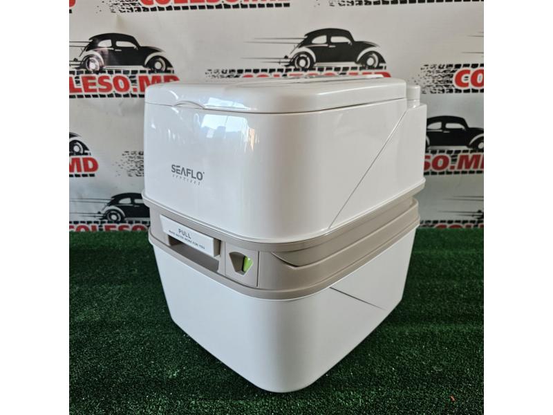 Портативный биотуалет Seaflo SFPT-18-03