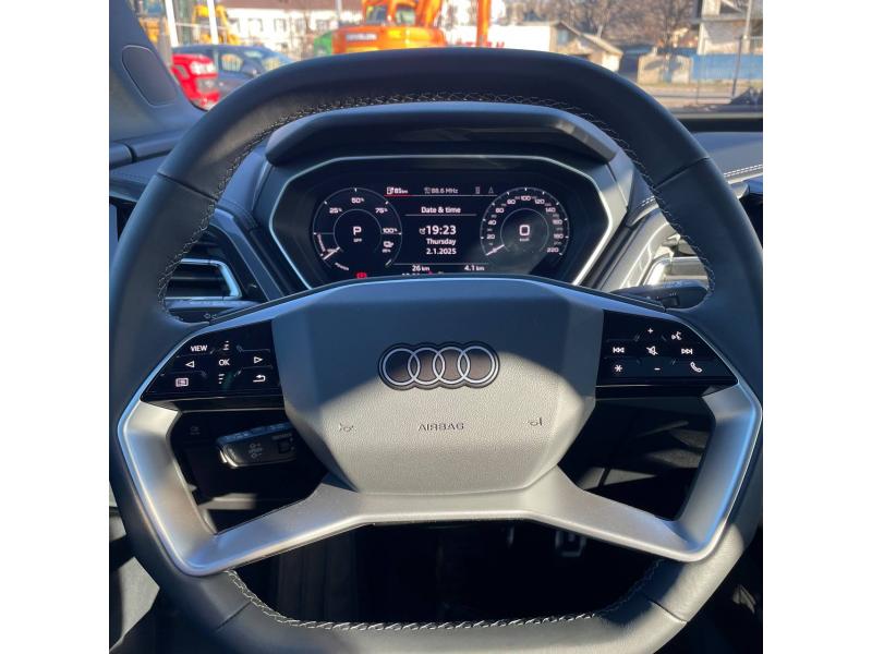 AUDI Q4 e-Tron (2024) Grey