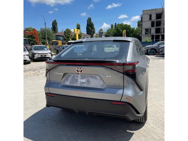 TOYOTA BZ4X Pro 2WD Grey an 2024 EL