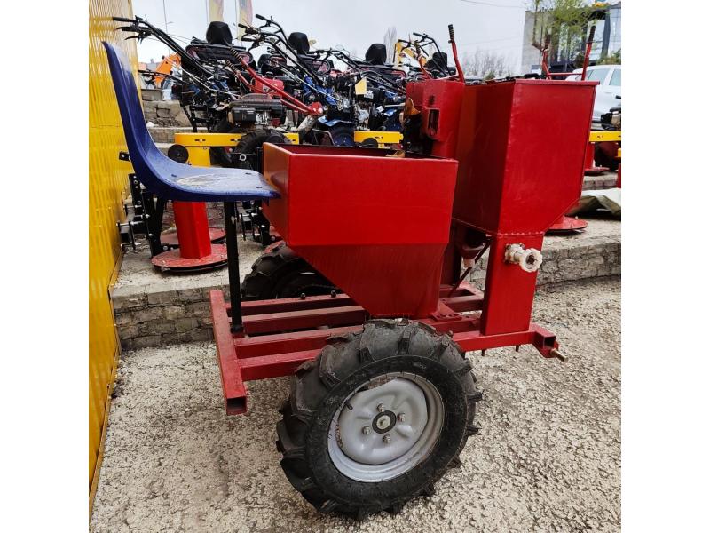 Săpat de cartofi pentru mini-tractor CN