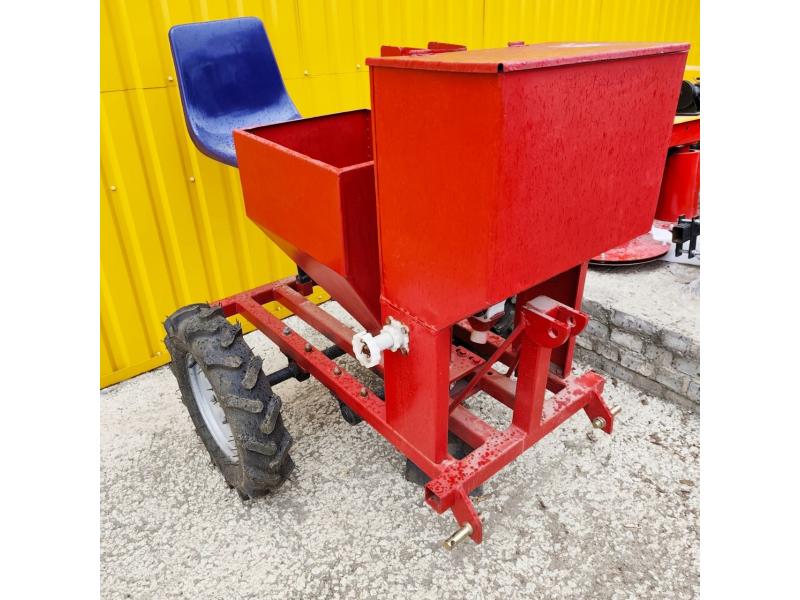 Săpat de cartofi pentru mini-tractor CN