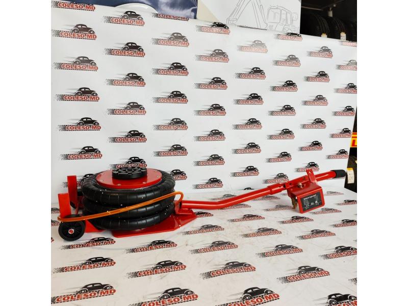 Домкрат пневматический 3T YR3002