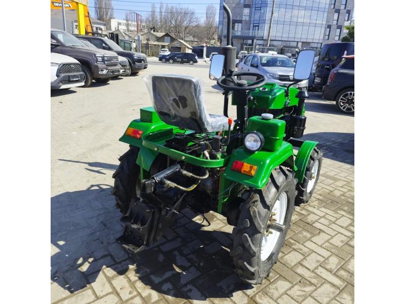 Tractor BIZON 150  (15 c.p)