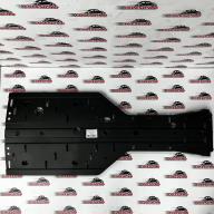 Partea frontală a plăcii de protecție inferioare Sharmax 1100