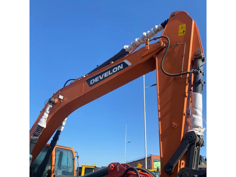 Excavator pe șenile Develon DX305HD-10 (2025)