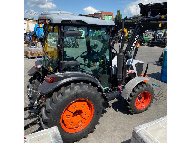  Tractor коммунальный Bizon SD1004 с фронтальным погрузчиком и ковшом	