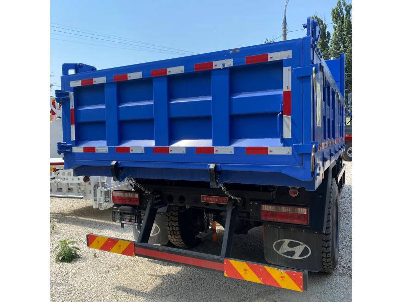 Самосвал Hyundai DL5500