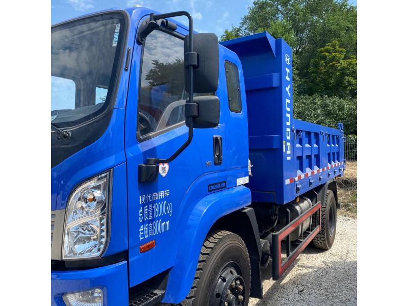 Самосвал Hyundai DL5500