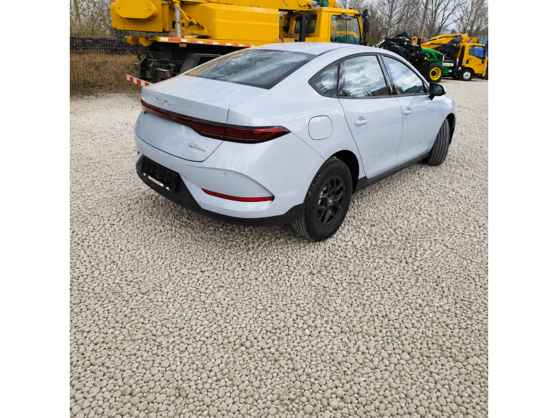 BYD Qin Plus DM-i 2025