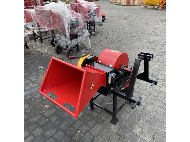 Tocator universal de crengi PGU-50T pentru tractor