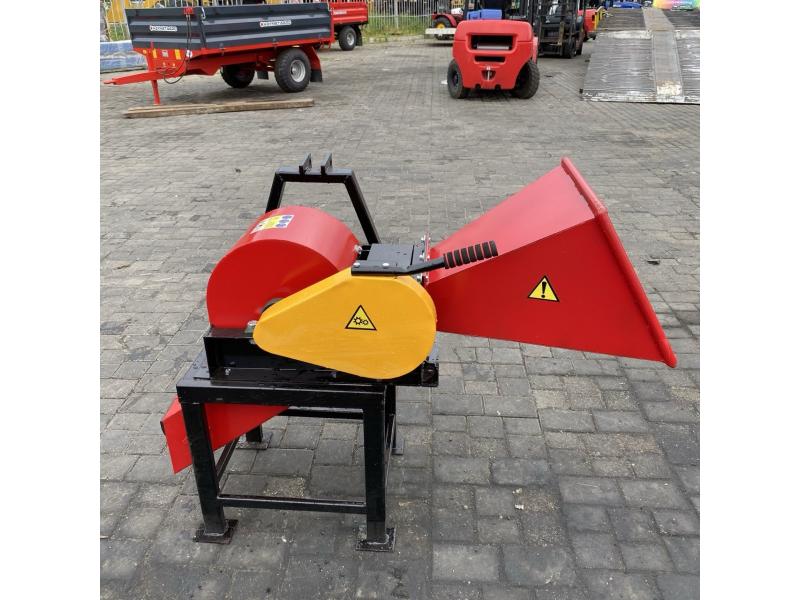 Tocator universal de crengi PGU-50T pentru tractor