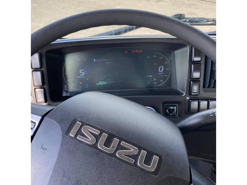 Mașină de măturat și aspirat stradală ÇEKSAN CITYRAY 5 pe șasiu ISUZU GIGA