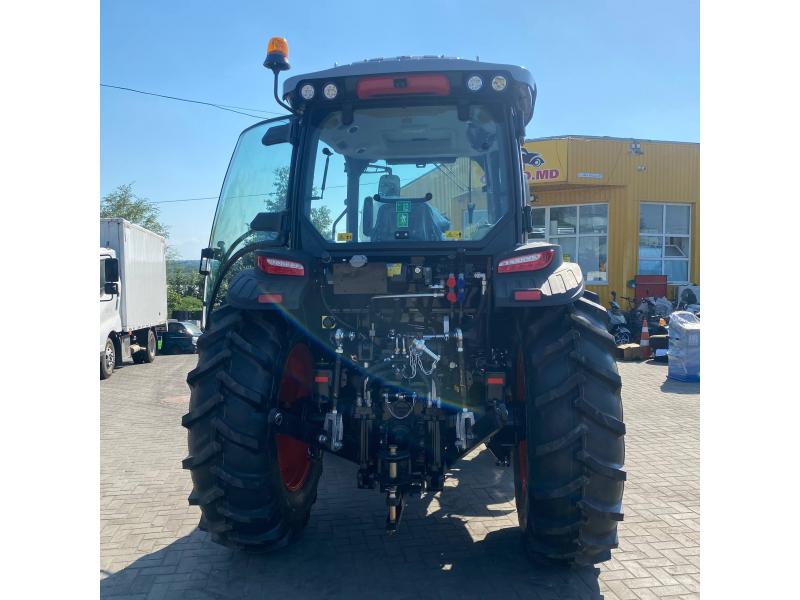 Трактор Bizon SD904i с фронтальным погрузчиком TZ10D (2026)