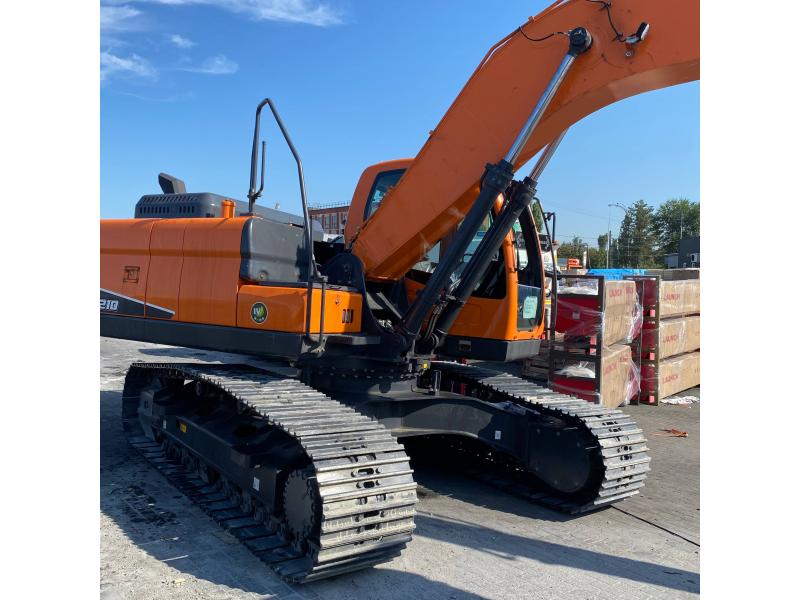 Excavator pe șenile Develon DX210 (2026)