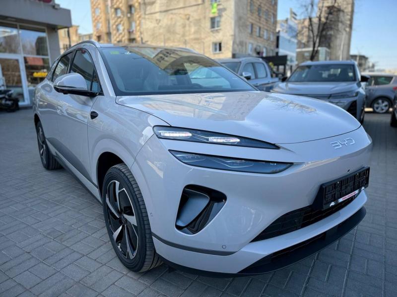 BYD Sea Lion 06 DM-i 2025, 205 km Leading Pro Version  (2026)