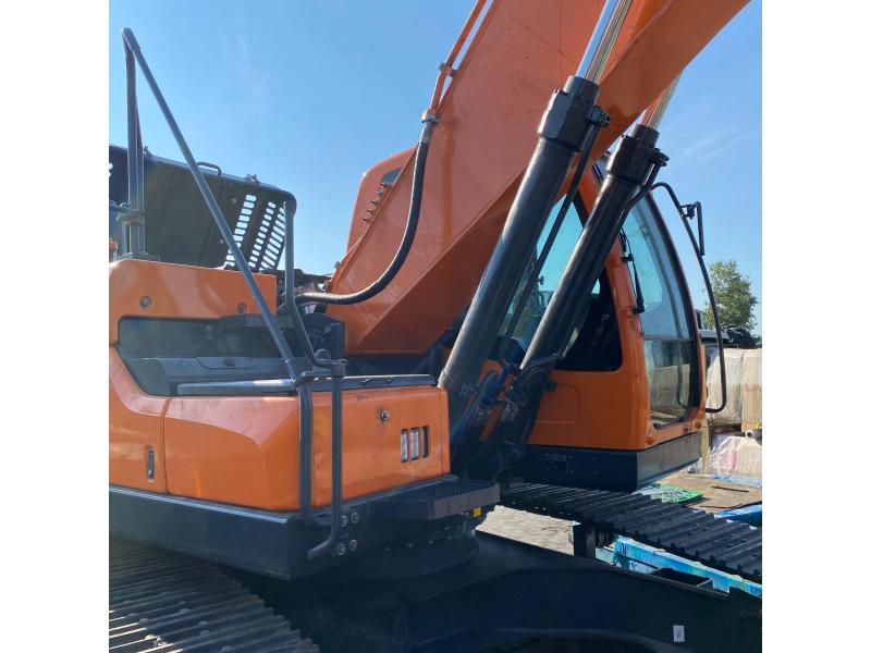 Гусеничный экскаватор DEVELON DX225LC-10 (2026)