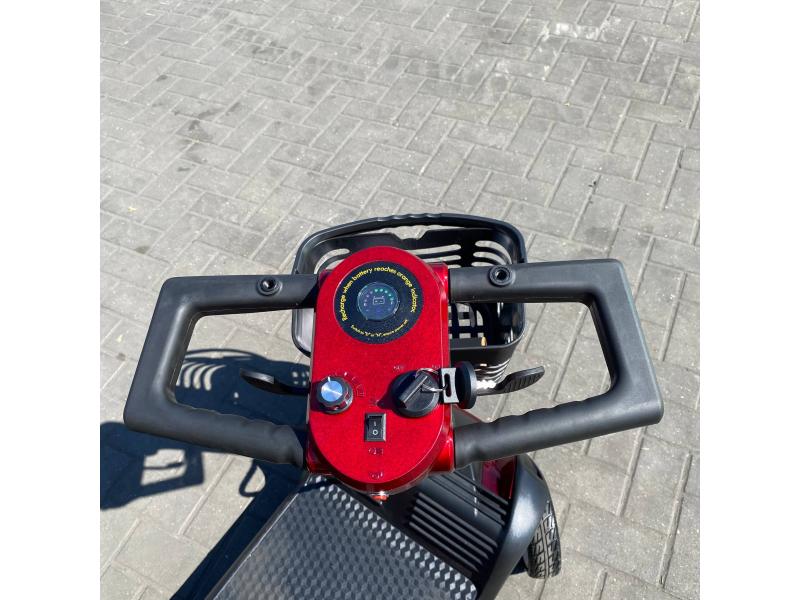 Scuter pentru persoane în vârstă YL-07 200W 24V 12Ah