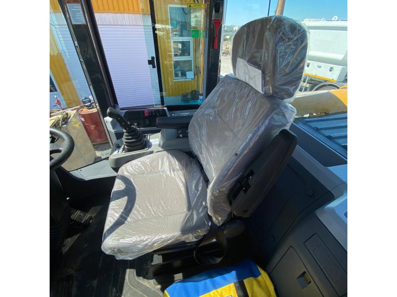 Фронтальный погрузчик XCMG XC938 (2026)
