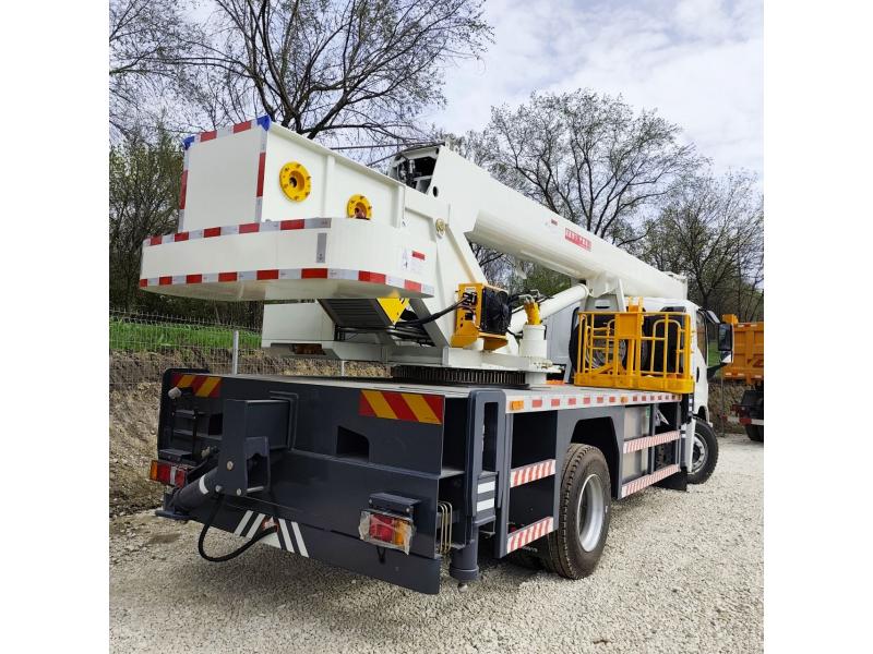 Macara-manipulator Isuzu 16 tone 36,6 m