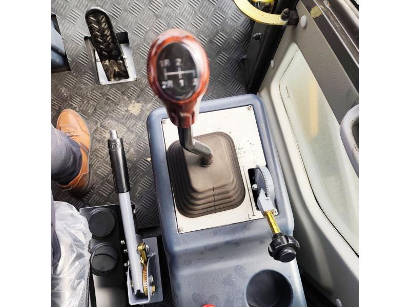 Compactor asfaltic XCMG XS143J