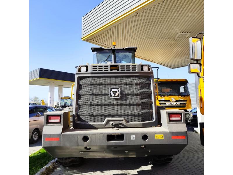 Фронтальный погрузчик XCMG XC958