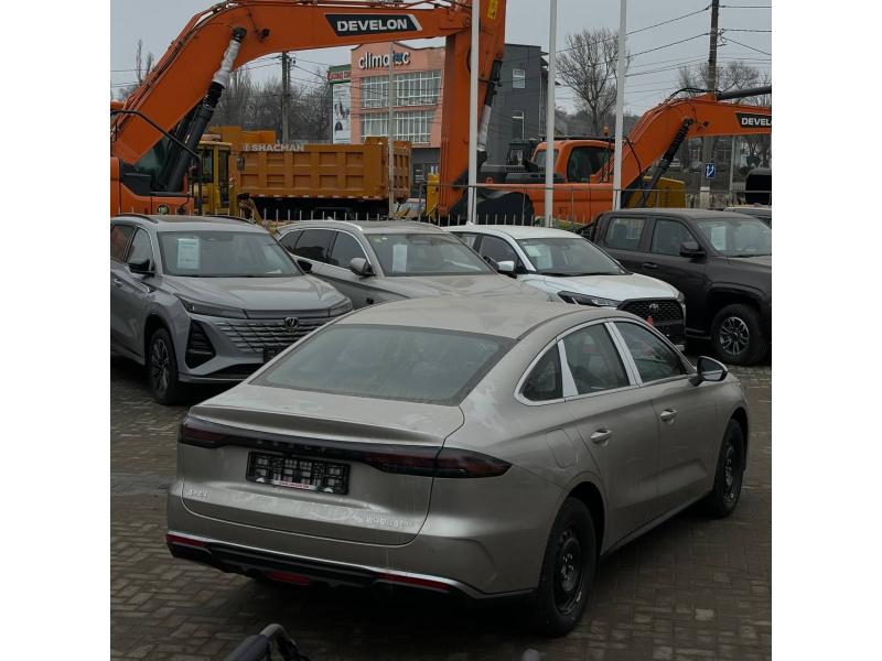 Geely Galaxy Starshine 6