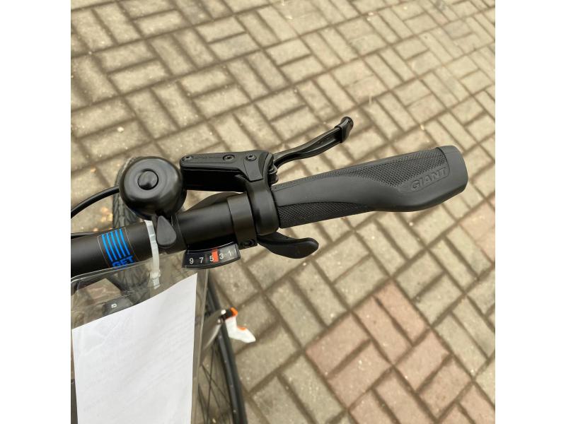 Электрический велосипед GIANT Fast E+1